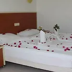 Hare Szálloda 3*
